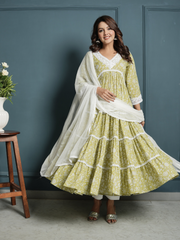 Green White Lace Kurta with Pants And Dupatta