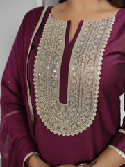 Pink Chanderi Silk Kurta With Pants And Dupatta With Embroidery