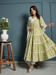 Green White Lace Kurta with Pants And Dupatta