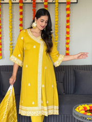 Crinkle Crepe Yellow Embroidery Kurta Set With Organza Dupatta