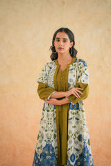 GREEN KURTA SET WITH SHRUG
