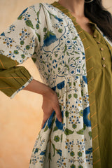 GREEN KURTA SET WITH SHRUG